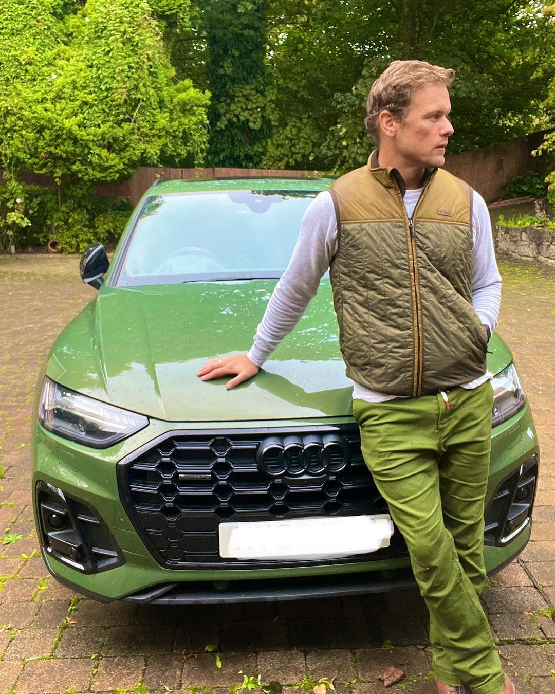 Sam Heughan car