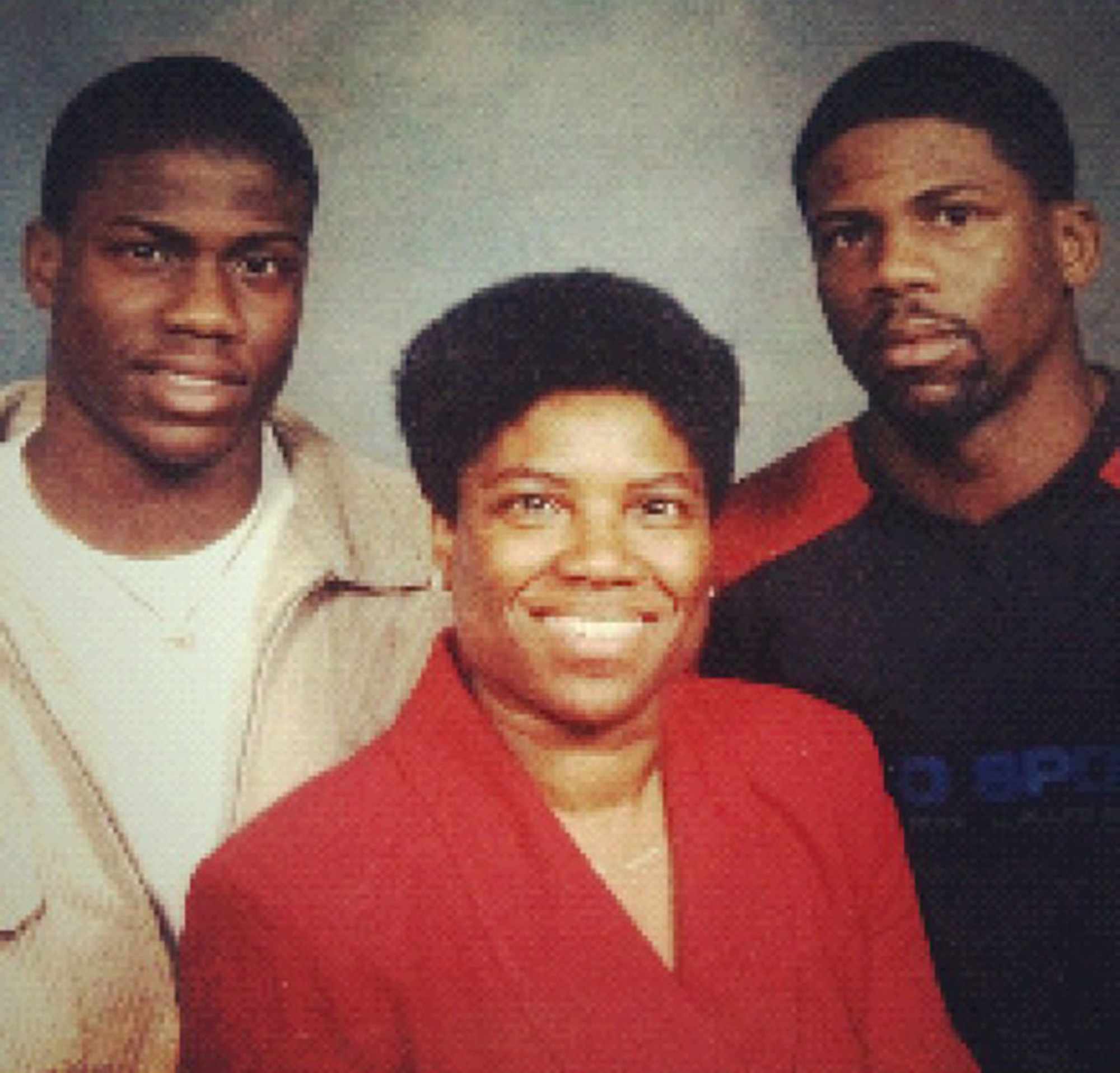 Kevin Hart left, his mother Nancy  in the middle and brother Robert on  the right