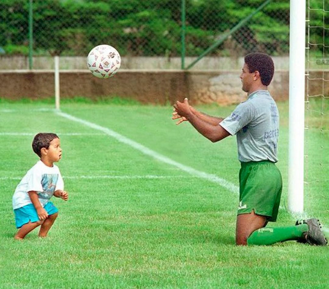 Thiago Alcantara training for football at 3 years