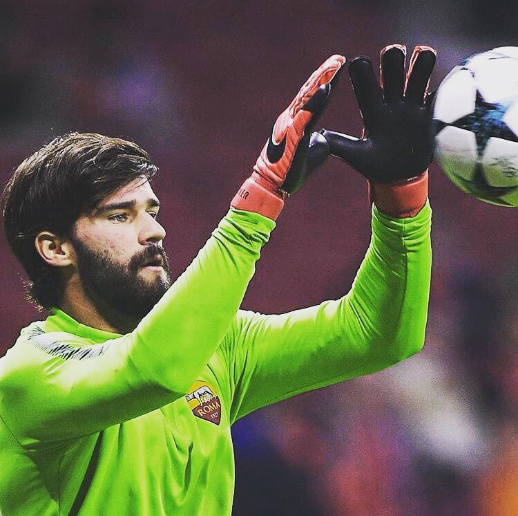 Alisson Becker playing for Roma on 23rd November 2017