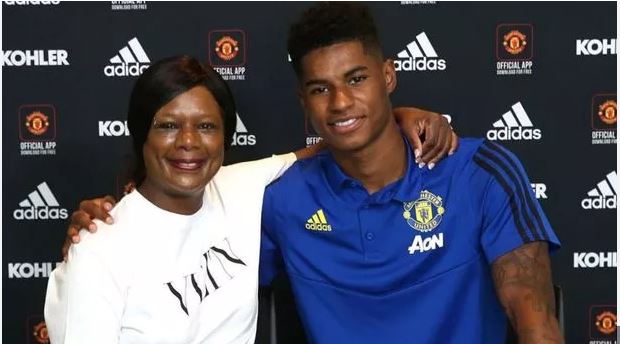 Marcus Rashford  with his mother 