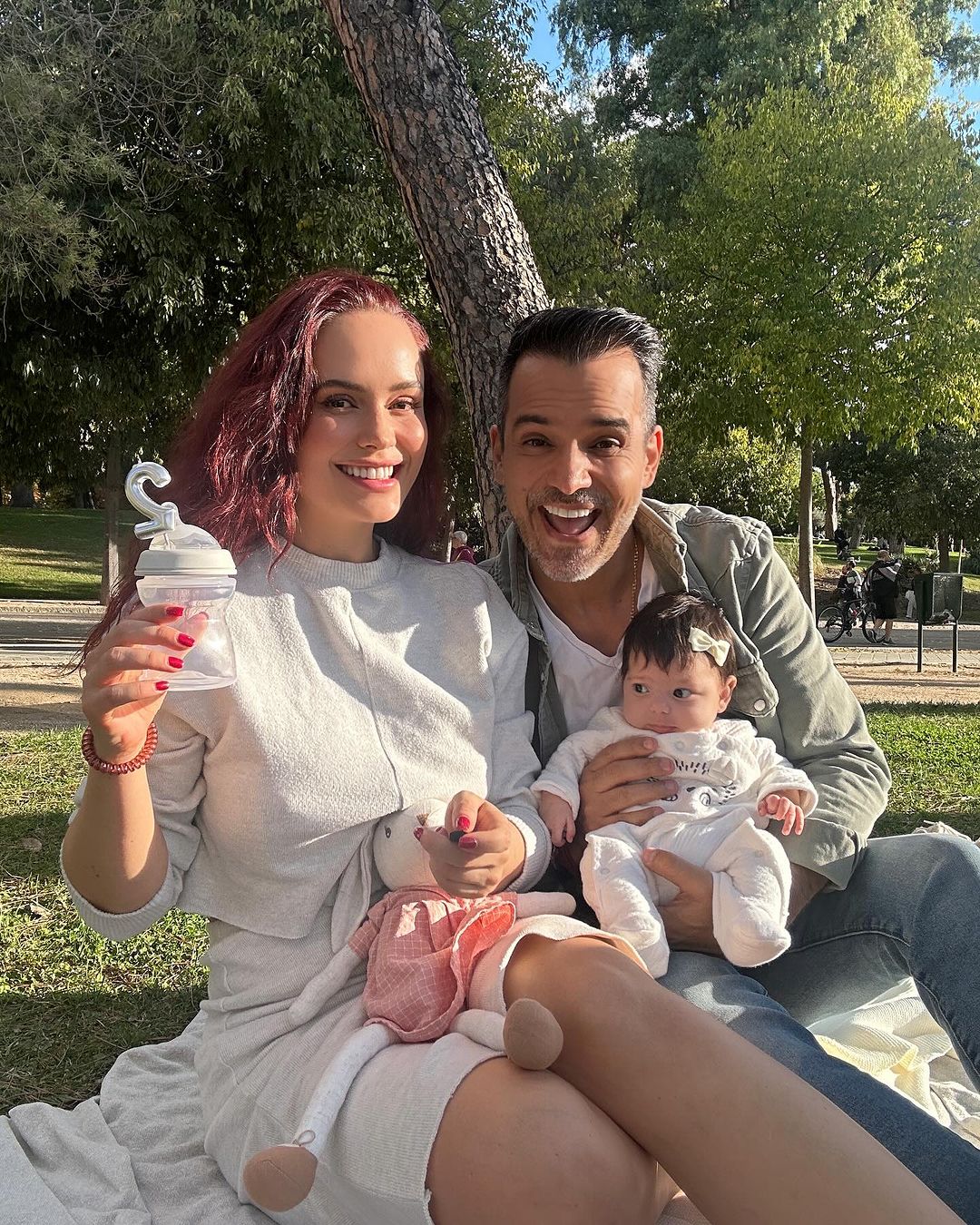 Ana Lucia Dominguez, her husband and daughter