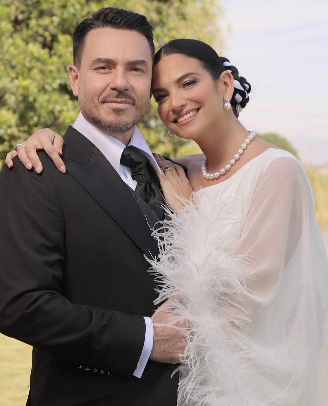 Natalia Jimenez and husband Arnold Hemkes on their wedding day